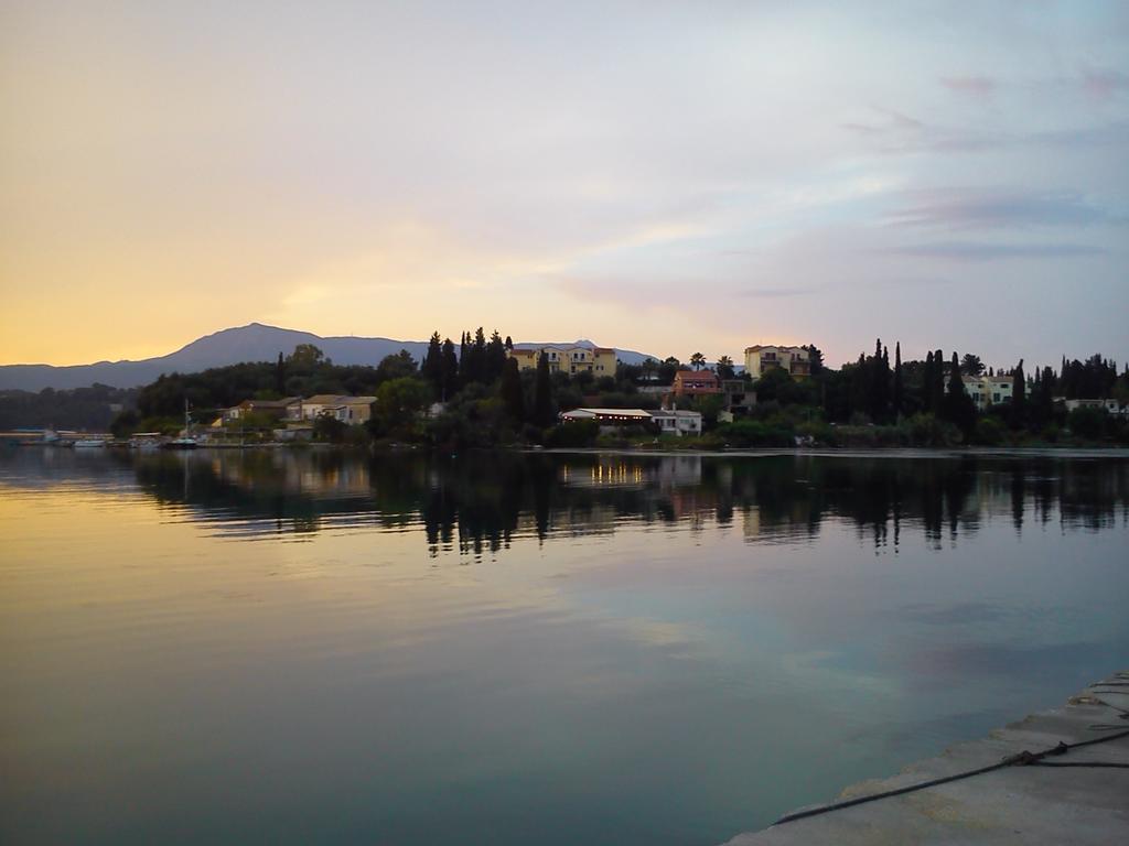 קונטואקלי Villa Eftichia Hotel Apartments & Studios מראה חיצוני תמונה